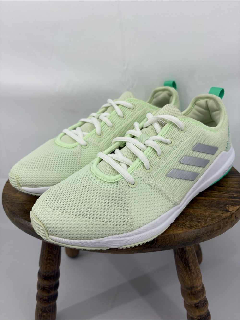 Adidas Arianna Cloudfoam Mesh Training Shoes in Seafoam Mint, Womens sz 7
